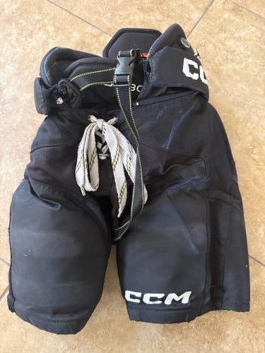 Men's Junior Small CCM Tacks AS 580 Hockey Pants (Used)