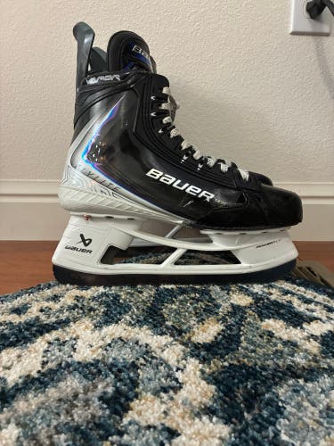 2025 Bauer Vapor Flylite Hockey Skates 8.5 (Used)