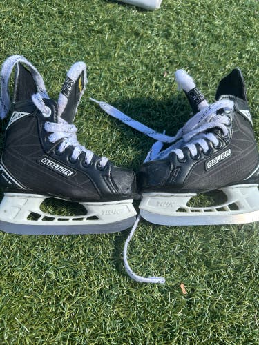 Bauer Youth Hockey Skates