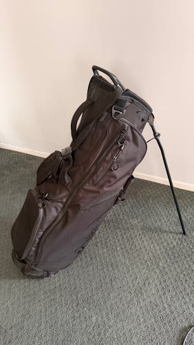 TaylorMade FlexTech TM 19 5 Way Stand Bag Black
