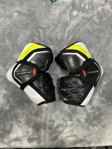 Junior Small Bauer Vapor Hyperlite Elbow Pads (Used)