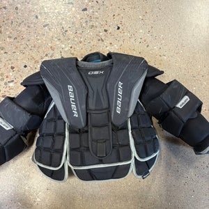 Junior Small Bauer GSX Goalie Chest Protector (Used)