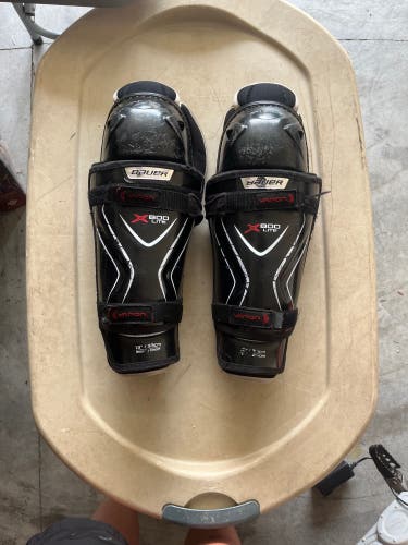Senior Bauer Vapor X800 Lite 13" Shin Pads (Used)