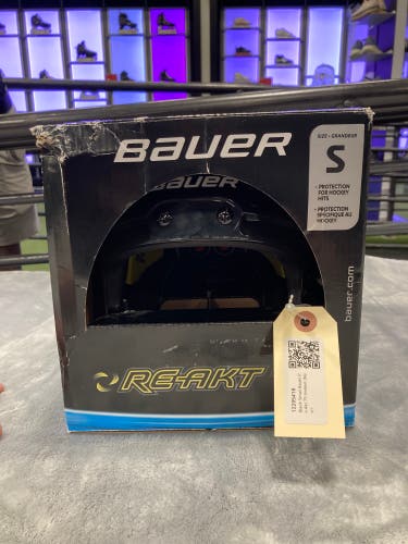 Black Small Bauer Re-Akt 75 Helmet (New)