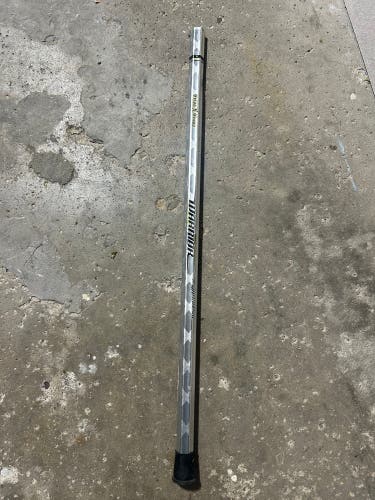 Youth Warrior Criss Cross Shaft (Used)