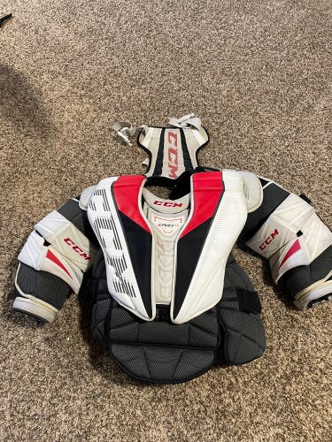 Small 2023 CCM EFlex 5.9 Goalie Chest Protector (Used)