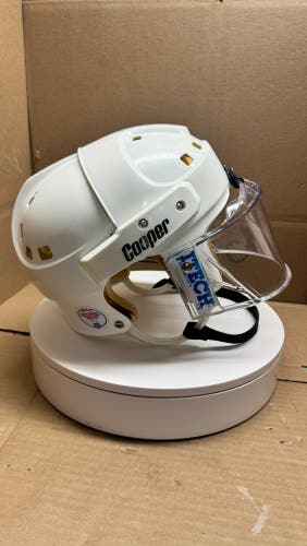 VINTAGE COOPER SK2000 MEDIUM PLAYER CUSTOM HOCKEY HELMET WITH RARE ITECH VISOR “ALL ORIGINAL”