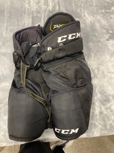 Black Youth Large CCM Tacks Hockey Pants (Used)