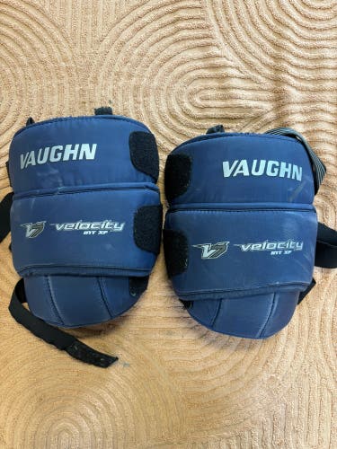 Intermediate Vaughn V7 INT XF  Knee Pads (Used)