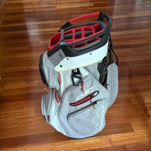 SUN MOUNTAIN C-130 CART GOLF BAG