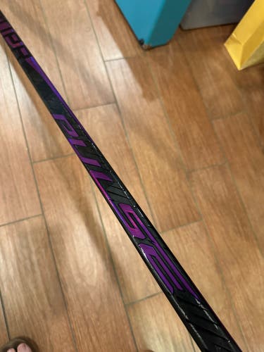 Senior Bauer Pulse Left Hand Hockey Stick P28 70 Flex (New)