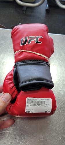 Used Ufc Martial Arts Gloves Red Xs 11497-s000158502