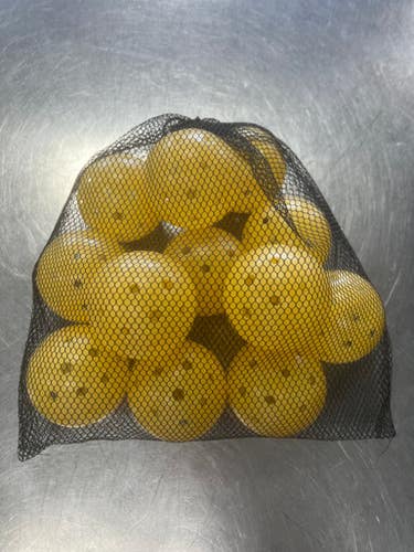 Used 12 Wiffle Balls Bb Sb Training Aid 11497-s000154862