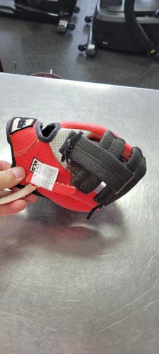 Used Franklin Rtp 9 Bb Sb Glove Rh Throw Red 9" 11497-s000154936