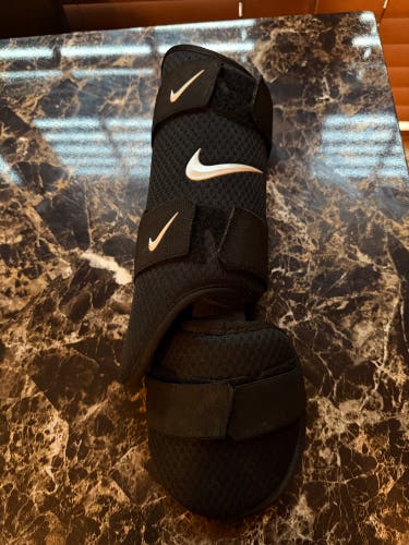 Black Senior Nike Leg Guard (Used)