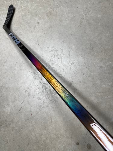 85 Flex P28 Senior CCM Jetspeed FT8 Pro Right Hand Hockey Stick Pro Stock (New)