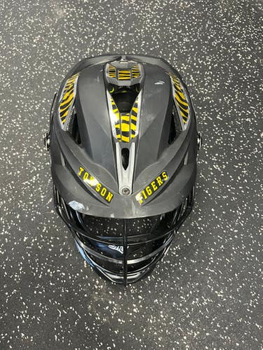 Used Cascade Xrs Pro Lacrosse Helmet Black One Size 11849-s000025916