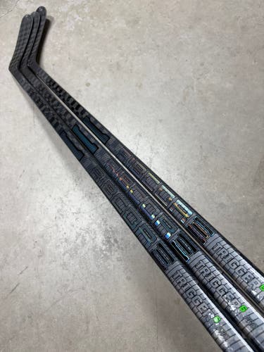 3 PACK 85 Flex P92M Senior CCM RibCor Trigger 6 Pro Right Hand Hockey Stick Pro Stock (New)