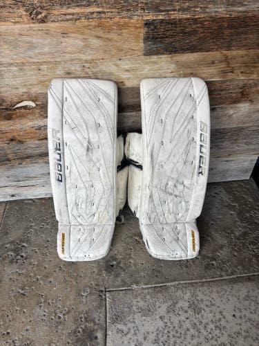 33" + 2" Senior Bauer Supreme TotalOne Goalie Leg Pads