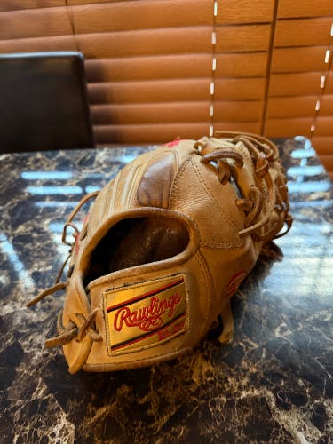 Rawlings Pro Preferred RH Infield Baseball Glove 11.25" with Custom Gold Patch (Used)