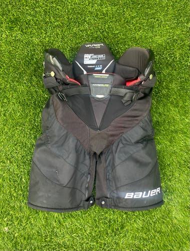 Int. Large Bauer Vapor Hyperlite Hockey Pants (Used)