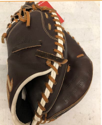Marucci RH Catcher's KR2200 Baseball Glove 32" (Used)