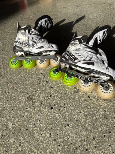 Mission Inhaler WM03 Inline Skates Wide Width Size 6 (Used)