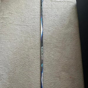 Brand New Senior Bauer Vapor Flylite Right Handed Hockey Stick P28 77 Flex (New)