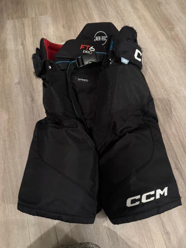 Senior Medium CCM JetSpeed FT6 Pro Hockey Pants (Used)
