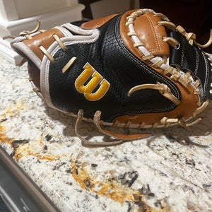 2025 Wilson A2000 RH Catcher's Baseball Glove 33.5" (New)