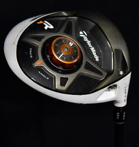 TAYLORMADE R1 DRIVER LOFT: 10.5 FLEX: STIFF LENGHT: 45 IN RIGHT HANDED