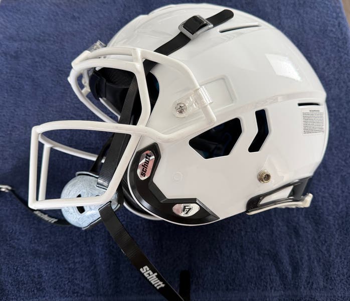 ls2 explorer helmet weight LS2 MX701 Explorer Gloss White Helmet