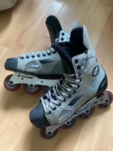 Bauer Vapor Inline Skates Regular Width Size 9 (Used)