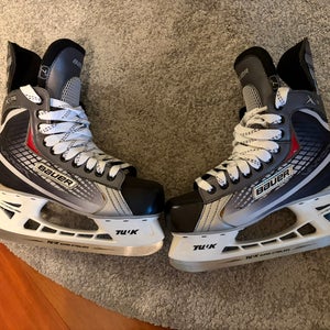 Bauer Vapor X15 Hockey Skates Regular Width Size 7 (Used)
