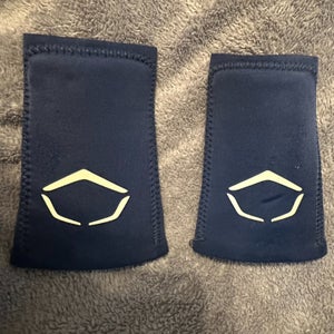 Pair EUC Evoshield Wrist Guard - Medium