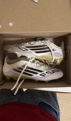 Men's Size M 9.0 (W 10.0) Adidas F50 Road to Glory Pro FG