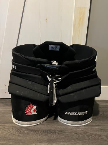 Senior XL 2025 Bauer Pro Hockey Goalie Pants Pro Stock (Used)