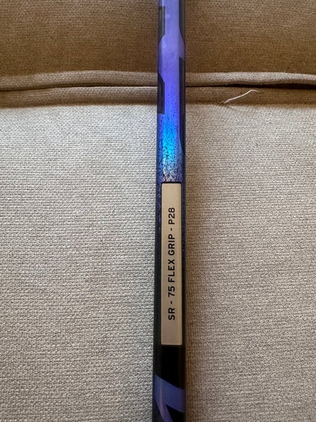 Senior CCM Ribcor Trigger 10 Pro Right Handed Hockey Stick P28 75 Flex (New)