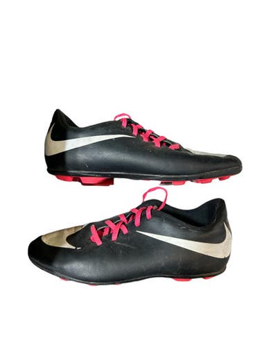 Used Nike Soccer Cleats Black And Pink Senior 5.5 11873-s000216776