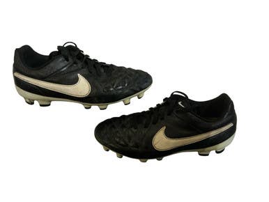 Used Nike Soccer Cleats Black Junior 04.5 11873-s000210567