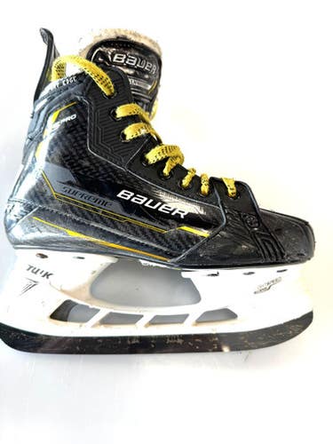 Used Bauer Supreme M5 Pro Intermediate Hockey Skate Intermediate 4.0 11860-s000309982