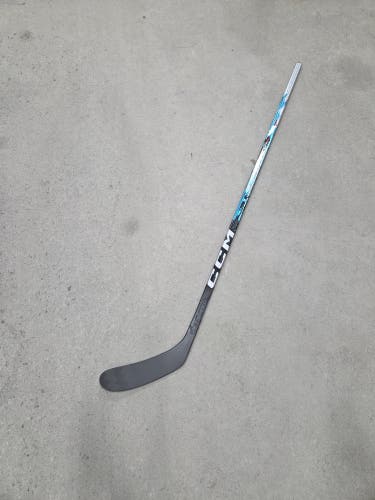 New Junior CCM Jetspeed FT9 Pro Right Handed Hockey Stick P28 50 Flex