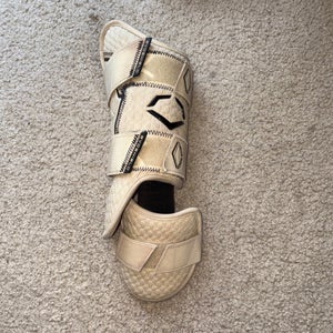 Adult EvoShield Leg guard Shin Guards (Used) (Sand)