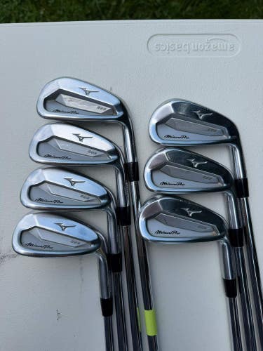 Mizuno Pro 223 Iron Set 4-PW Dynamic Gold 105 S300 Stiff Flex +1.25 NICE
