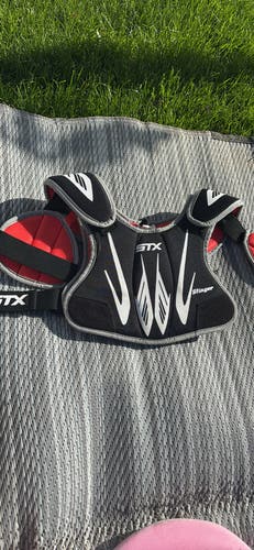 Small Youth STX Stinger Shoulder Pads (Used)