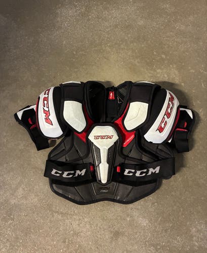 Medium Junior CCM JetSpeed FT4 Pro Shoulder Pads (Used)