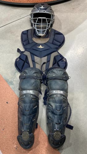 Used Intermediate All Star System 7 Axis Catcher's Set | Age 12 - 15