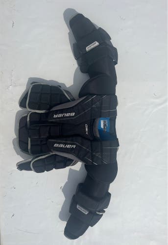 Large/Extra Large Bauer GSX Goalie Chest Protector (Used)