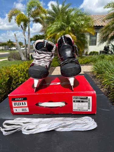 CCM EFlex 6.5 Hockey Goalie Skates Regular Width 6 (Used)