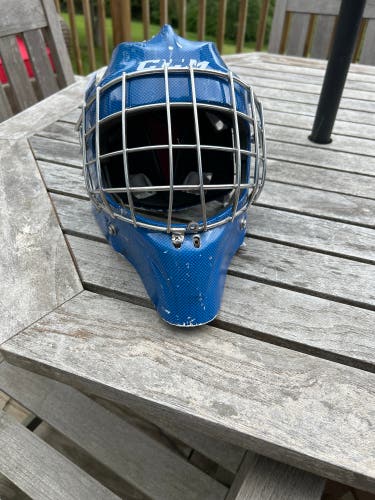 Youth Medium CCM 9000 Goalie Mask (Used)